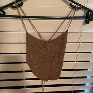 Cute tie-back crop top